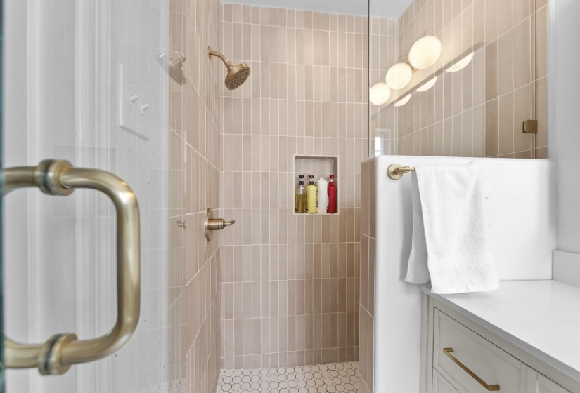 6452 STRATHSPEY DR, Memphis, Tennessee 38119, 4 Bedrooms Bedrooms, 9 Rooms Rooms,2 BathroomsBathrooms,Residential,For Sale,STRATHSPEY,10219943