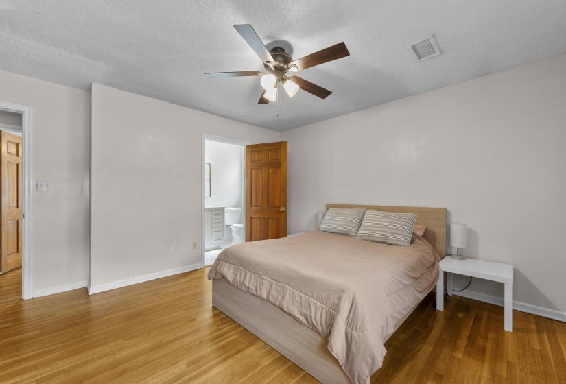 6452 STRATHSPEY DR, Memphis, Tennessee 38119, 4 Bedrooms Bedrooms, 9 Rooms Rooms,2 BathroomsBathrooms,Residential,For Sale,STRATHSPEY,10219943