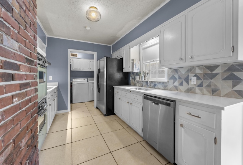 6452 STRATHSPEY DR, Memphis, Tennessee 38119, 4 Bedrooms Bedrooms, 9 Rooms Rooms,2 BathroomsBathrooms,Residential,For Sale,STRATHSPEY,10219943