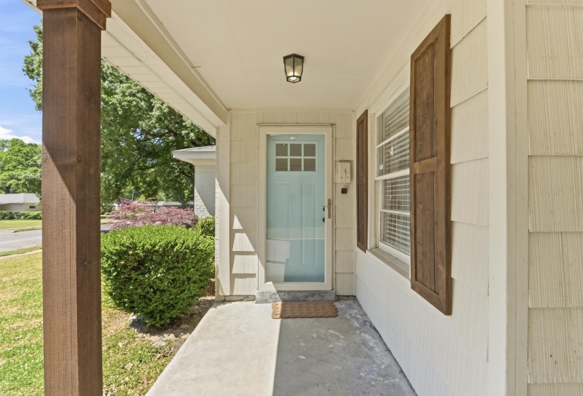 5068 SEA ISLE DR, Memphis, Tennessee 38117, 3 Bedrooms Bedrooms, 5 Rooms Rooms,1 BathroomBathrooms,Residential,For Sale,SEA ISLE,10219945