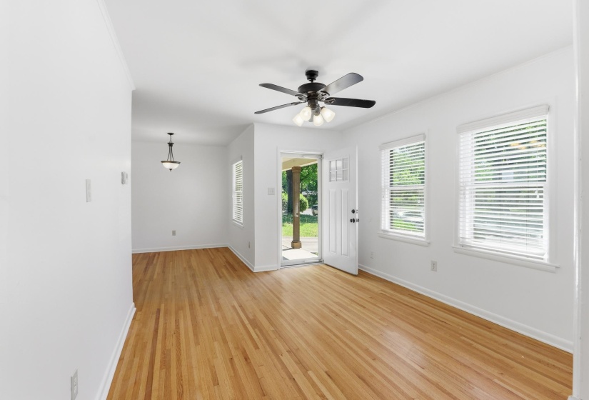 5068 SEA ISLE DR, Memphis, Tennessee 38117, 3 Bedrooms Bedrooms, 5 Rooms Rooms,1 BathroomBathrooms,Residential,For Sale,SEA ISLE,10219945