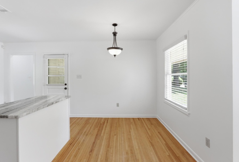 5068 SEA ISLE DR, Memphis, Tennessee 38117, 3 Bedrooms Bedrooms, 5 Rooms Rooms,1 BathroomBathrooms,Residential,For Sale,SEA ISLE,10219945