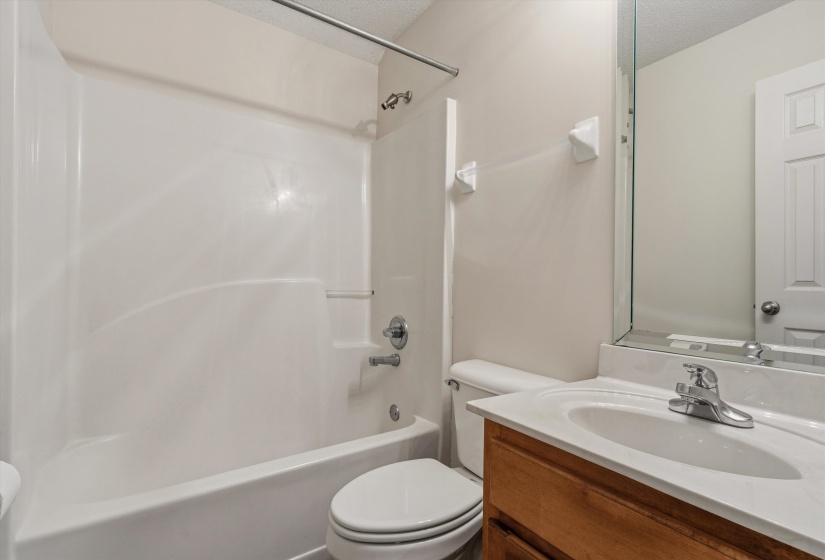 3671 HAYNES RD, Bartlett, Tennessee 38133, 5 Bedrooms Bedrooms, 10 Rooms Rooms,3.1 BathroomsBathrooms,Residential,For Sale,HAYNES,10219946