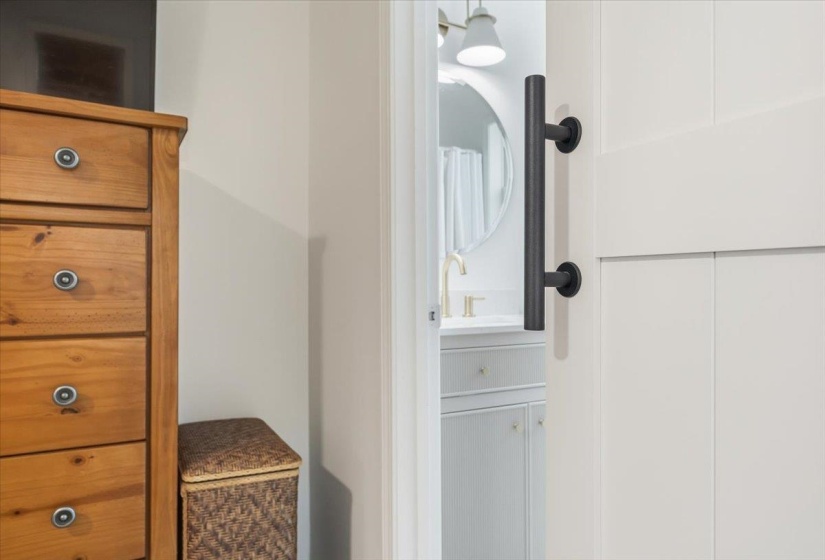 1070 GREENVIEW ROAD RD, Collierville, Tennessee 38017, 3 Bedrooms Bedrooms, 5 Rooms Rooms,2 BathroomsBathrooms,Residential,For Sale,GREENVIEW ROAD,10219948