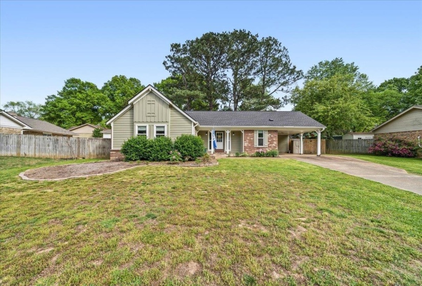 1070 GREENVIEW ROAD RD, Collierville, Tennessee 38017, 3 Bedrooms Bedrooms, 5 Rooms Rooms,2 BathroomsBathrooms,Residential,For Sale,GREENVIEW ROAD,10219948