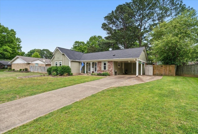 1070 GREENVIEW ROAD RD, Collierville, Tennessee 38017, 3 Bedrooms Bedrooms, 5 Rooms Rooms,2 BathroomsBathrooms,Residential,For Sale,GREENVIEW ROAD,10219948