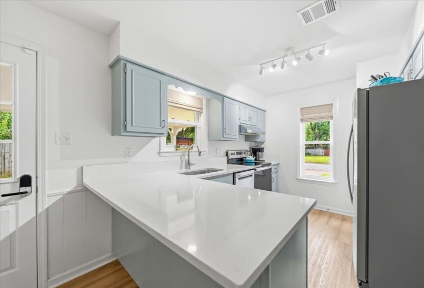 1070 GREENVIEW ROAD RD, Collierville, Tennessee 38017, 3 Bedrooms Bedrooms, 5 Rooms Rooms,2 BathroomsBathrooms,Residential,For Sale,GREENVIEW ROAD,10219948