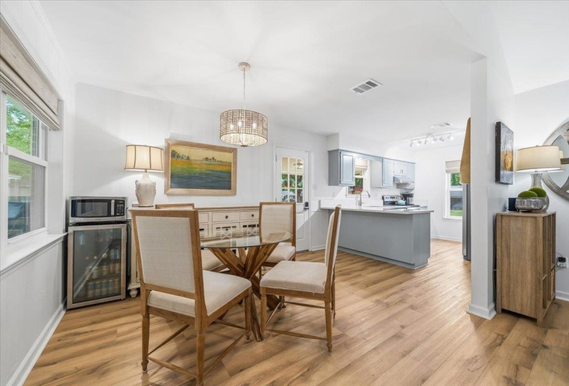 1070 GREENVIEW ROAD RD, Collierville, Tennessee 38017, 3 Bedrooms Bedrooms, 5 Rooms Rooms,2 BathroomsBathrooms,Residential,For Sale,GREENVIEW ROAD,10219948