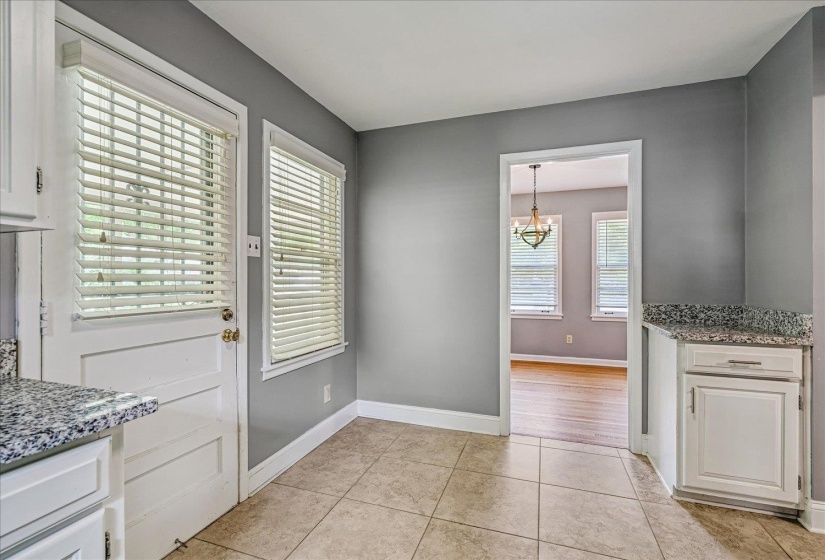 1483 WOODSTON RD, Memphis, Tennessee 38117, 3 Bedrooms Bedrooms, 6 Rooms Rooms,1.1 BathroomsBathrooms,Residential,For Sale,WOODSTON,10219949