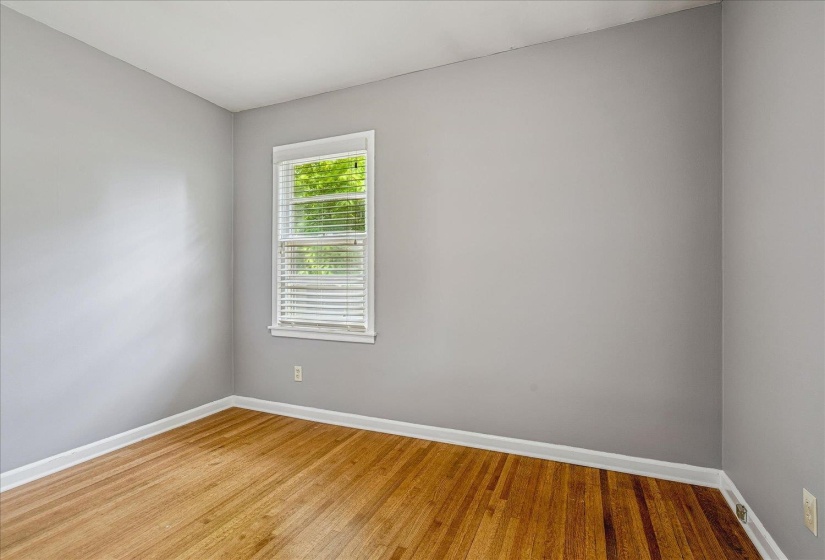 1483 WOODSTON RD, Memphis, Tennessee 38117, 3 Bedrooms Bedrooms, 6 Rooms Rooms,1.1 BathroomsBathrooms,Residential,For Sale,WOODSTON,10219949