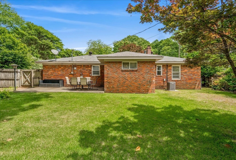 1483 WOODSTON RD, Memphis, Tennessee 38117, 3 Bedrooms Bedrooms, 6 Rooms Rooms,1.1 BathroomsBathrooms,Residential,For Sale,WOODSTON,10219949