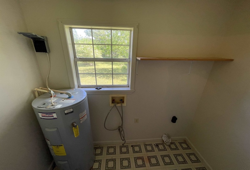 73 POST OFFICE ST, Stantonville, Tennessee 38379, 2 Bedrooms Bedrooms, 5 Rooms Rooms,1 BathroomBathrooms,Residential,For Sale,POST OFFICE,10219953