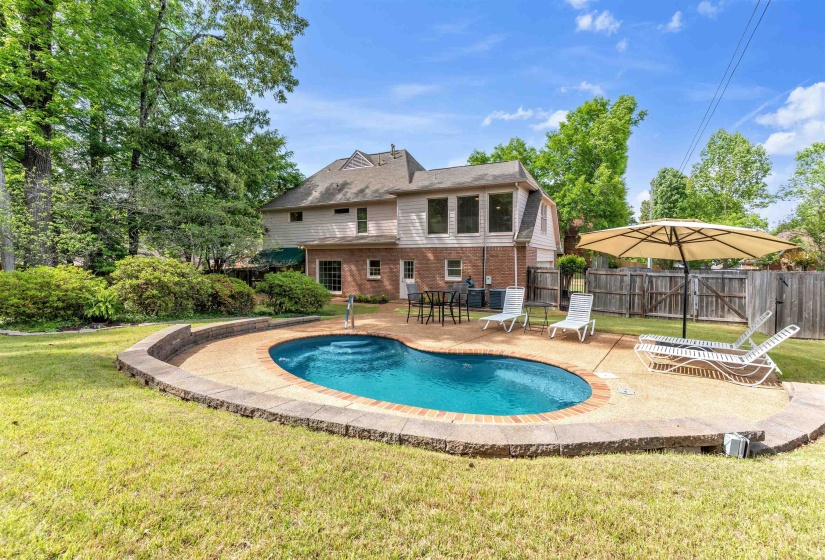 8871 WOODMARK DR, Cordova, Tennessee 38018, 3 Bedrooms Bedrooms, 7 Rooms Rooms,2.1 BathroomsBathrooms,Residential,For Sale,WOODMARK,10219957