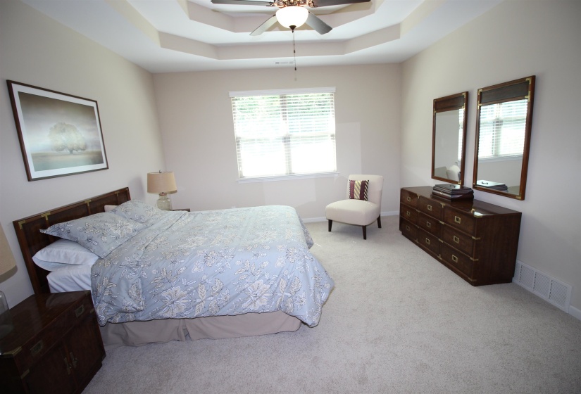 4553 CRADDLE HILL DR, Bartlett, Tennessee 38002, 4 Bedrooms Bedrooms, 9 Rooms Rooms,3 BathroomsBathrooms,Residential,For Sale,CRADDLE HILL,10219958