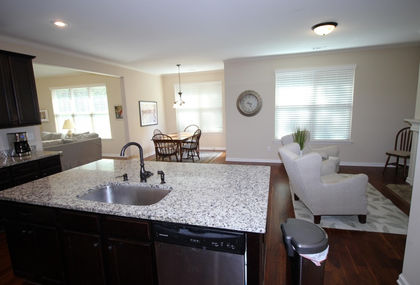 4553 CRADDLE HILL DR, Bartlett, Tennessee 38002, 4 Bedrooms Bedrooms, 9 Rooms Rooms,3 BathroomsBathrooms,Residential,For Sale,CRADDLE HILL,10219958