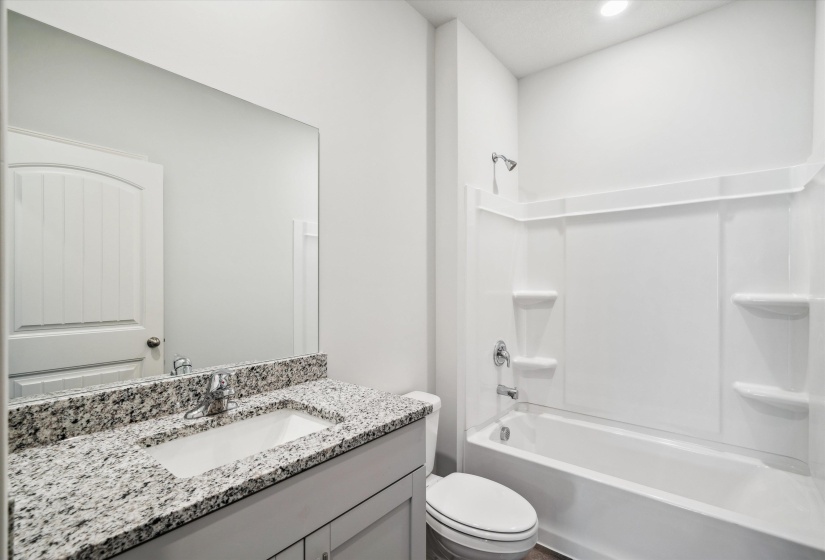 85 KIPLING DR, Oakland, Tennessee 38060, 5 Bedrooms Bedrooms, 13 Rooms Rooms,3 BathroomsBathrooms,Rental Properties,For Sale,KIPLING,10219994