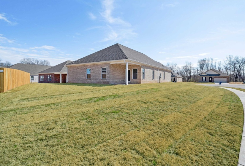 85 KIPLING DR, Oakland, Tennessee 38060, 5 Bedrooms Bedrooms, 13 Rooms Rooms,3 BathroomsBathrooms,Rental Properties,For Sale,KIPLING,10219994