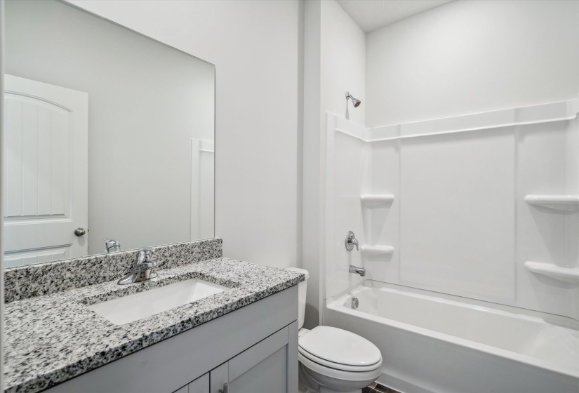 85 KIPLING DR, Oakland, Tennessee 38060, 5 Bedrooms Bedrooms, 13 Rooms Rooms,3 BathroomsBathrooms,Rental Properties,For Sale,KIPLING,10219994