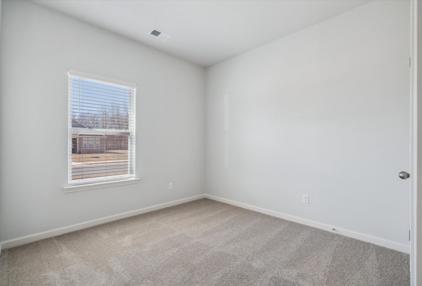 85 KIPLING DR, Oakland, Tennessee 38060, 5 Bedrooms Bedrooms, 13 Rooms Rooms,3 BathroomsBathrooms,Rental Properties,For Sale,KIPLING,10219994