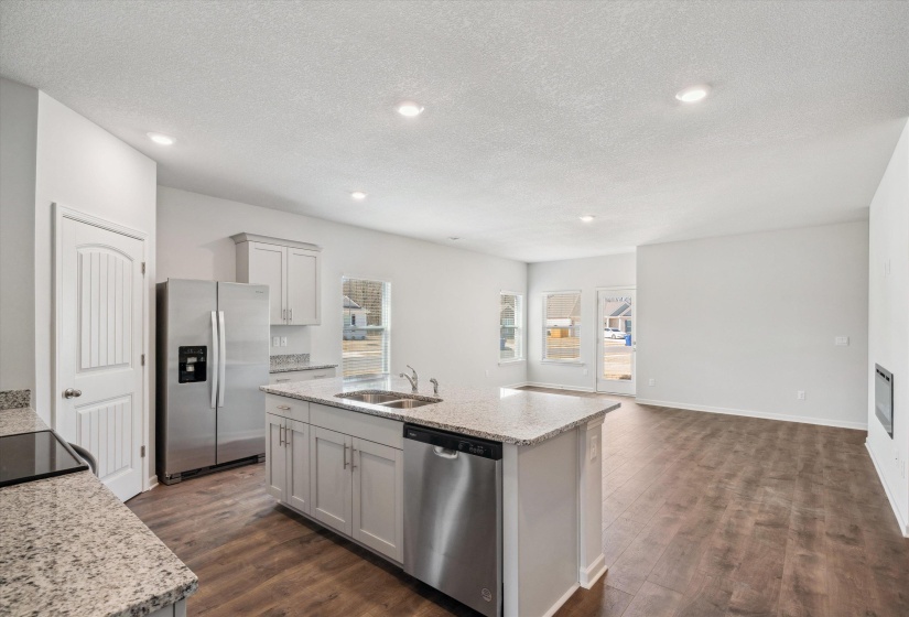 85 KIPLING DR, Oakland, Tennessee 38060, 5 Bedrooms Bedrooms, 13 Rooms Rooms,3 BathroomsBathrooms,Rental Properties,For Sale,KIPLING,10219994