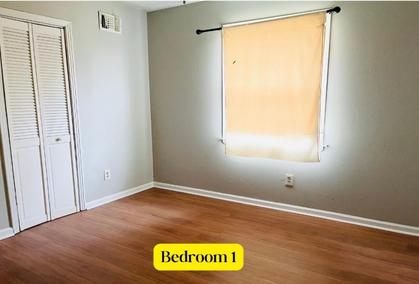 5057 GULL RD, Memphis, Tennessee 38109, 3 Bedrooms Bedrooms, 6 Rooms Rooms,1.1 BathroomsBathrooms,Rental Properties,For Sale,GULL,10220009