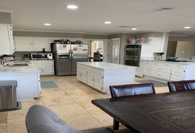 1908 NEWFIELDS RD, Germantown, Tennessee 38139, 5 Bedrooms Bedrooms, 10 Rooms Rooms,3 BathroomsBathrooms,Rental Properties,For Sale,NEWFIELDS,10220023