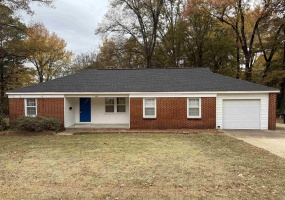 487 CENTER ST, Collierville, Tennessee 38017, 3 Bedrooms Bedrooms, 6 Rooms Rooms,2 BathroomsBathrooms,Residential,For Sale,CENTER,10209966