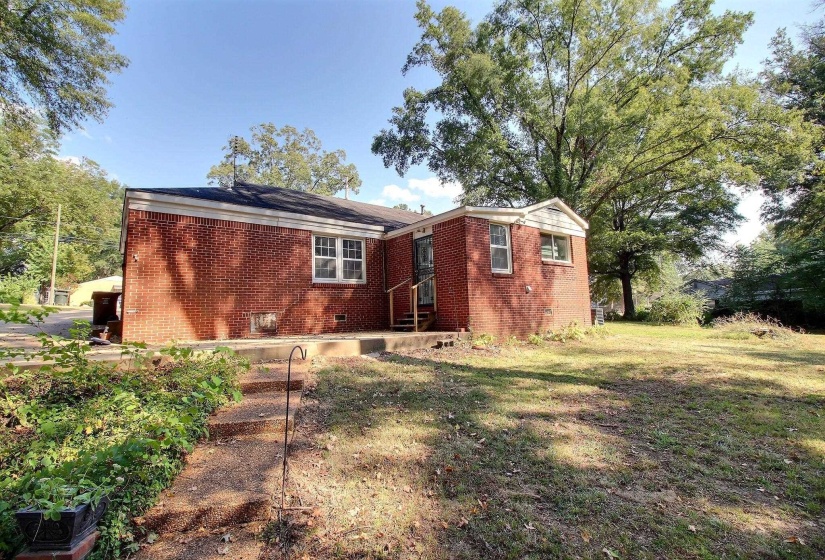 487 CENTER ST, Collierville, Tennessee 38017, 3 Bedrooms Bedrooms, 6 Rooms Rooms,2 BathroomsBathrooms,Residential,For Sale,CENTER,10209966