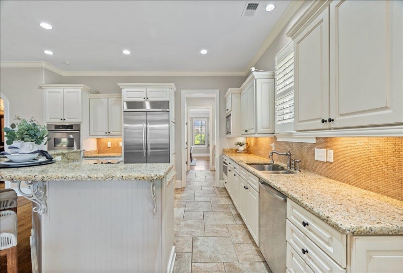 1862 OLD TOWNE LN, Germantown, Tennessee 38139, 4 Bedrooms Bedrooms, 8 Rooms Rooms,3.1 BathroomsBathrooms,Residential,For Sale,OLD TOWNE,10219791