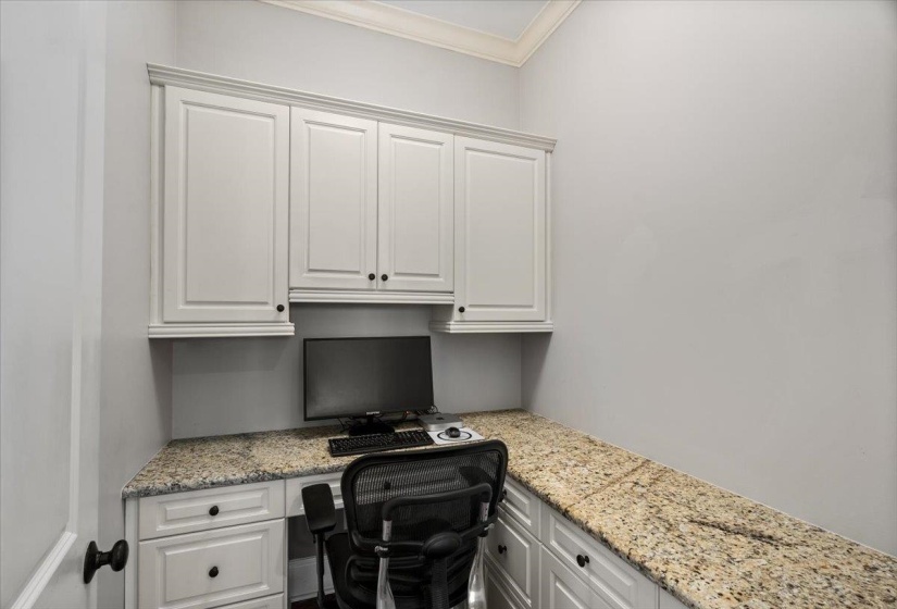 1862 OLD TOWNE LN, Germantown, Tennessee 38139, 4 Bedrooms Bedrooms, 8 Rooms Rooms,3.1 BathroomsBathrooms,Residential,For Sale,OLD TOWNE,10219791