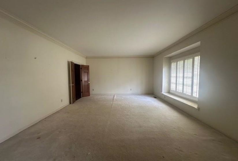 1915 HIDDEN OAKS DR, Germantown, Tennessee 38138, 4 Bedrooms Bedrooms, 10 Rooms Rooms,2.1 BathroomsBathrooms,Residential,For Sale,HIDDEN OAKS,10219967