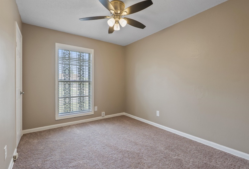 4445 DON ST, Memphis, Tennessee 38109, 3 Bedrooms Bedrooms, 7 Rooms Rooms,2 BathroomsBathrooms,Residential,For Sale,DON,10219972