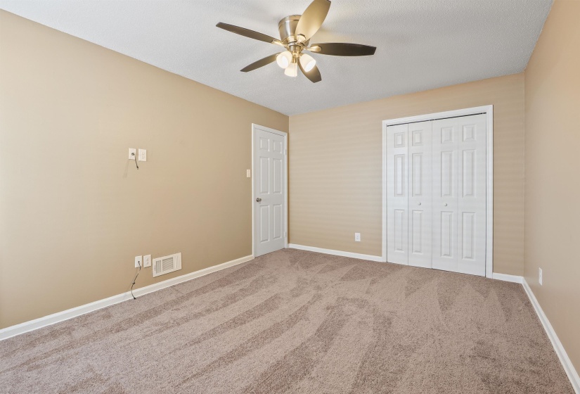 4445 DON ST, Memphis, Tennessee 38109, 3 Bedrooms Bedrooms, 7 Rooms Rooms,2 BathroomsBathrooms,Residential,For Sale,DON,10219972