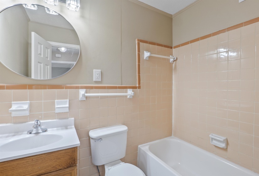 4445 DON ST, Memphis, Tennessee 38109, 3 Bedrooms Bedrooms, 7 Rooms Rooms,2 BathroomsBathrooms,Residential,For Sale,DON,10219972