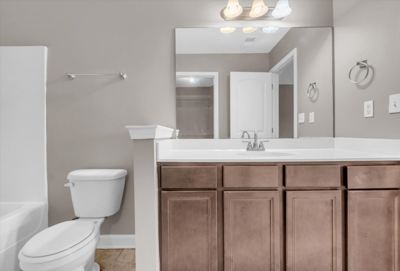 3960 SHAE PIERCE DR, Southaven, Mississippi 38671-8905, 3 Bedrooms Bedrooms, 5 Rooms Rooms,2 BathroomsBathrooms,Residential,For Sale,SHAE PIERCE,10219974