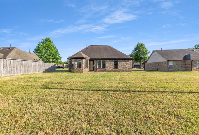 3960 SHAE PIERCE DR, Southaven, Mississippi 38671-8905, 3 Bedrooms Bedrooms, 5 Rooms Rooms,2 BathroomsBathrooms,Residential,For Sale,SHAE PIERCE,10219974