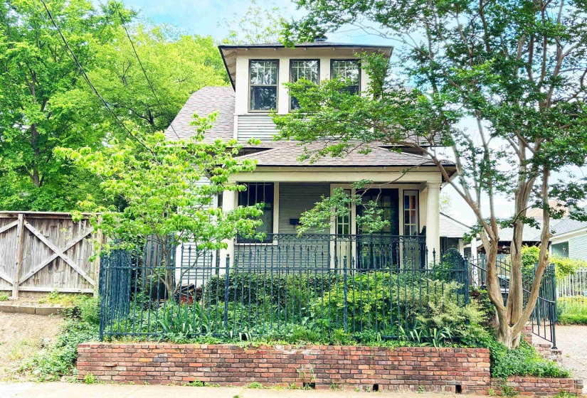 212 FLORENCE AVE, Memphis, Tennessee 38104, 2 Bedrooms Bedrooms, 6 Rooms Rooms,2 BathroomsBathrooms,Residential,For Sale,FLORENCE,10219976