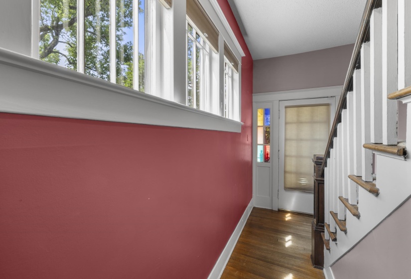 212 FLORENCE AVE, Memphis, Tennessee 38104, 2 Bedrooms Bedrooms, 6 Rooms Rooms,2 BathroomsBathrooms,Residential,For Sale,FLORENCE,10219976