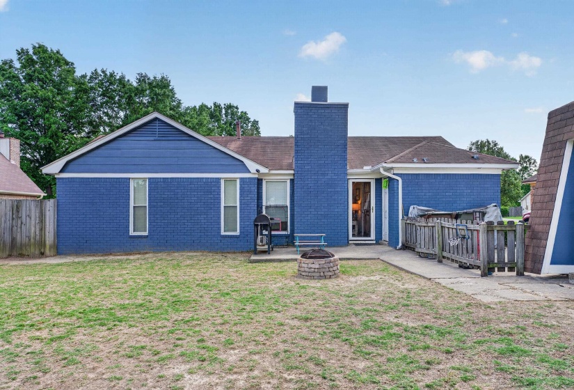 7200 LAMESA LN, Bartlett, Tennessee 38133, 3 Bedrooms Bedrooms, 5 Rooms Rooms,2 BathroomsBathrooms,Residential,For Sale,LAMESA,10219981