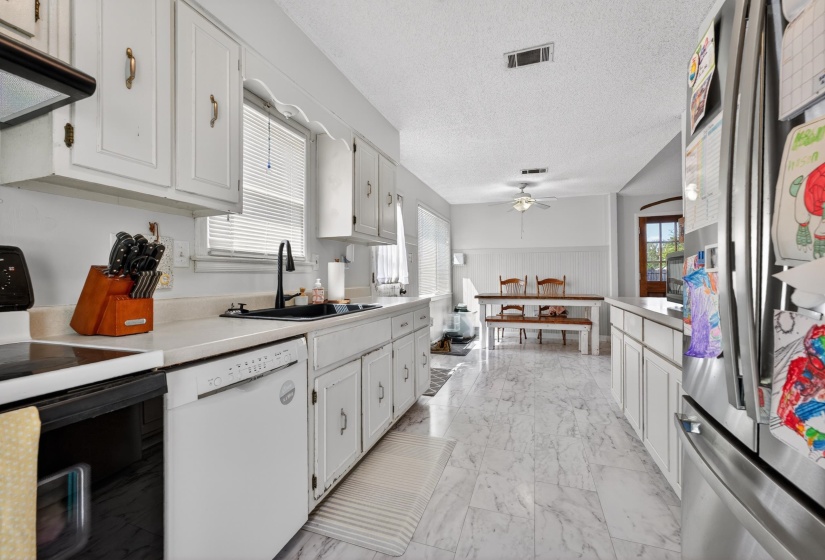 7200 LAMESA LN, Bartlett, Tennessee 38133, 3 Bedrooms Bedrooms, 5 Rooms Rooms,2 BathroomsBathrooms,Residential,For Sale,LAMESA,10219981