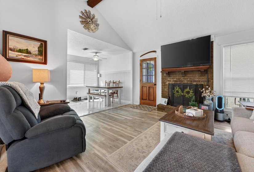 7200 LAMESA LN, Bartlett, Tennessee 38133, 3 Bedrooms Bedrooms, 5 Rooms Rooms,2 BathroomsBathrooms,Residential,For Sale,LAMESA,10219981