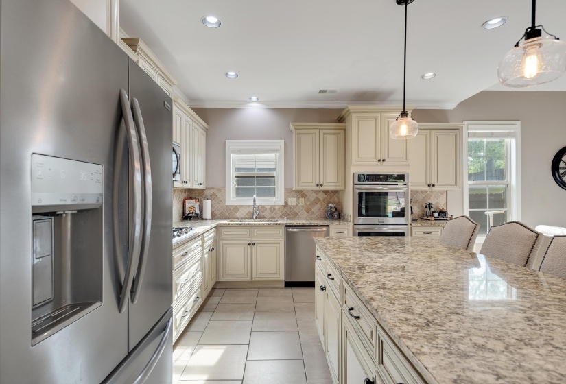 12877 SHANE HOLLOW DR, Arlington, Tennessee 38002, 5 Bedrooms Bedrooms, 9 Rooms Rooms,3 BathroomsBathrooms,Residential,For Sale,SHANE HOLLOW,10219986