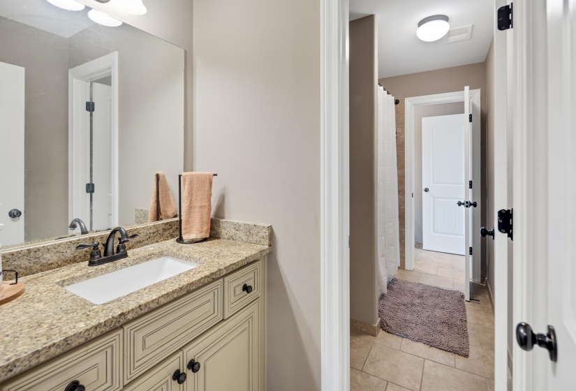 12877 SHANE HOLLOW DR, Arlington, Tennessee 38002, 5 Bedrooms Bedrooms, 9 Rooms Rooms,3 BathroomsBathrooms,Residential,For Sale,SHANE HOLLOW,10219986