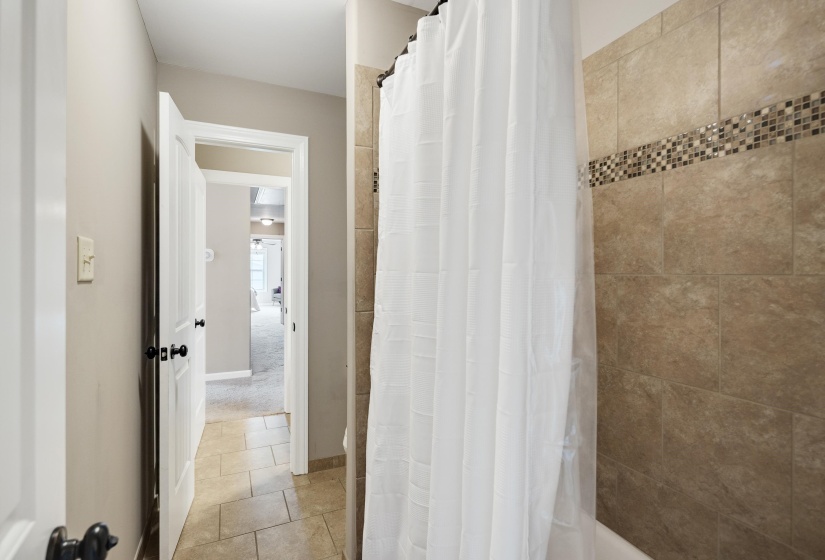 12877 SHANE HOLLOW DR, Arlington, Tennessee 38002, 5 Bedrooms Bedrooms, 9 Rooms Rooms,3 BathroomsBathrooms,Residential,For Sale,SHANE HOLLOW,10219986