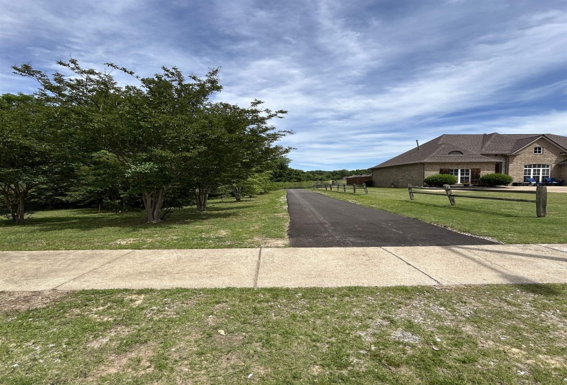 3261 RICHLAND VIEW LN, Bartlett, Tennessee 38133, 5 Bedroom Bedrooms, 7 Room Rooms,3 BathroomBathrooms,Residential,For Sale,RICHLAND VIEW,0,10219990