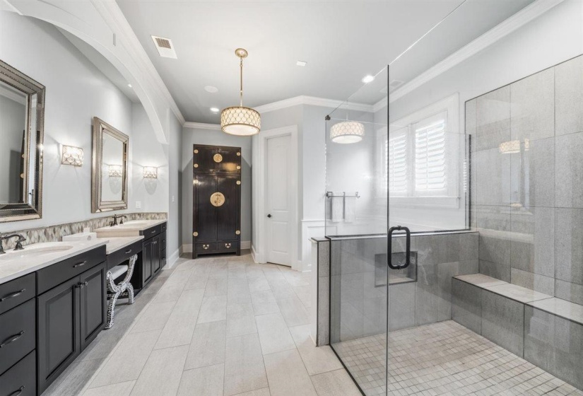 8995 TELLURIDE CV, Germantown, Tennessee 38138, 6 Bedrooms Bedrooms, 13 Rooms Rooms,4.1 BathroomsBathrooms,Residential,For Sale,TELLURIDE,10219991