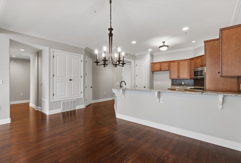65 PONTOTOC AVE, Memphis, Tennessee 38103, 2 Bedrooms Bedrooms, 5 Rooms Rooms,2.1 BathroomsBathrooms,Residential,For Sale,PONTOTOC,10219995