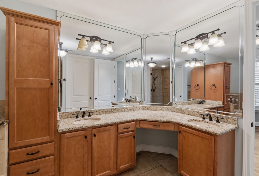 65 PONTOTOC AVE, Memphis, Tennessee 38103, 2 Bedrooms Bedrooms, 5 Rooms Rooms,2.1 BathroomsBathrooms,Residential,For Sale,PONTOTOC,10219995