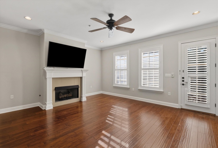65 PONTOTOC AVE, Memphis, Tennessee 38103, 2 Bedrooms Bedrooms, 5 Rooms Rooms,2.1 BathroomsBathrooms,Residential,For Sale,PONTOTOC,10219995