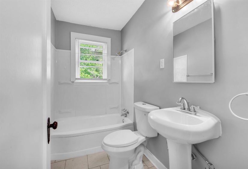 3678 MASON AVE, Memphis, Tennessee 38122, 2 Bedrooms Bedrooms, 4 Rooms Rooms,1 BathroomBathrooms,Residential,For Sale,MASON,10219997